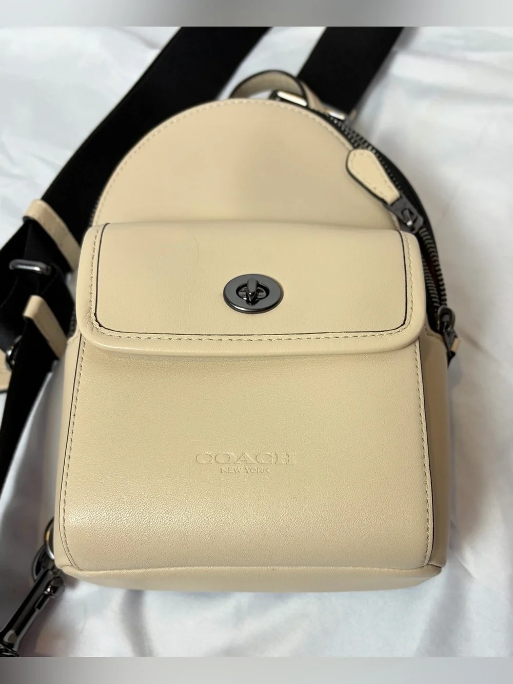 Coach Ivory Leather Small Turnlock Sling Backpack Crossbody Bag CAJ28